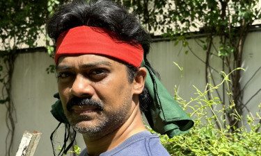 ‘আমাদের গল্প শুনাইসেন কাঁঠালের তরকারি, সিদ্ধ ডিম, নুন ভাত, পেঁয়াজ ছাড়া রান্নার’