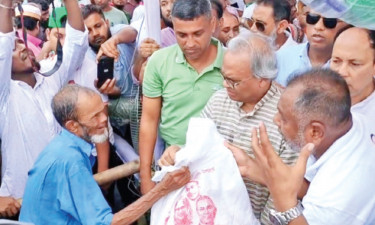 ‘দেশে শেখ হাসিনার শাসনের পুনরাবৃত্তি যাতে না হয়’