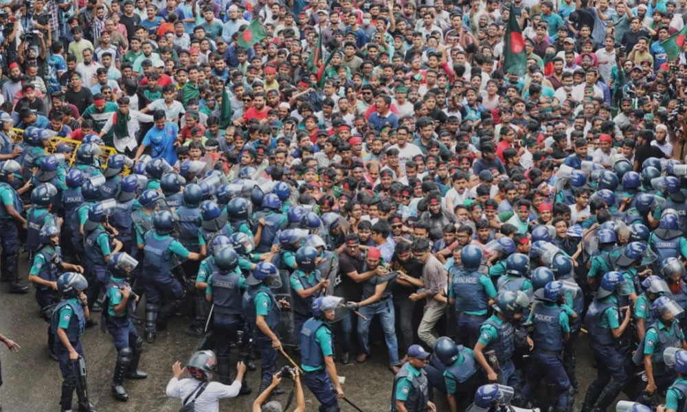 শহীদ পরিবার ৫ লাখ, আহতরা পাবেন ১ লাখ টাকা ক্ষতিপূরণ