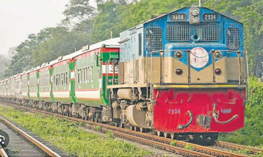 থমকে গেছে রেলের মহাপরিকল্পনা, তবে যাত্রীসেবার মানোন্নয়ন হবে