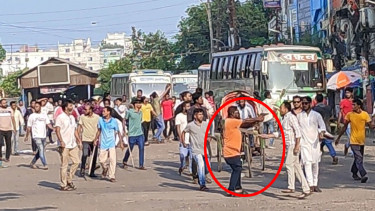 বন্ধন বাসের নিয়ন্ত্রণ নিয়ে বিএনপির দুই গ্রুপের সংর্ঘষ, আহত ১৫