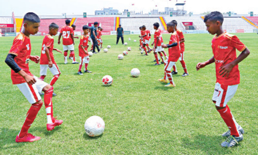 শীর্ষ ফুটবল ক্লাবগুলোর আদলে একাডেমি করতে যাচ্ছে বসুন্ধরা কিংস