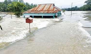 ২৪ ঘণ্টার মধ্যে বন্যার শঙ্কায় দেশের ৪ জেলা