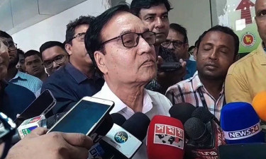 ‘লেনদেনের খবর অসত্য, আমি স্যামস্যাং ফোন ব্যবহার করি’