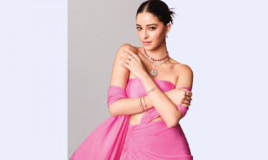 অনন্যার অনন্য পারফরম্যান্স