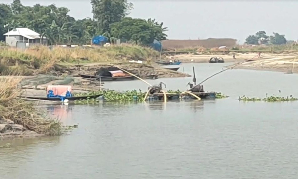 সদরপুরে অবৈধ ড্রেজার জব্দ, ৩ মাসের জেল