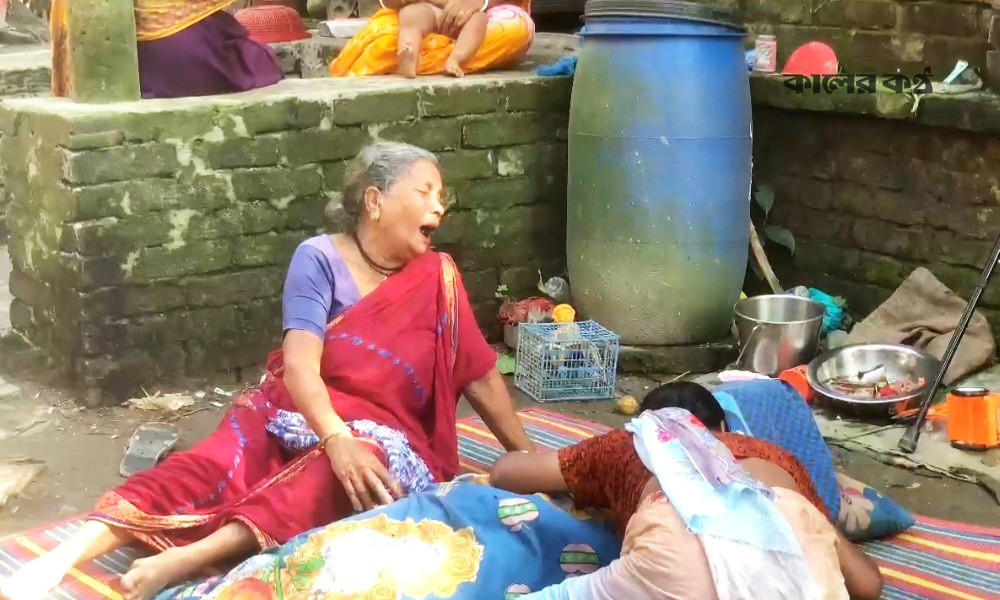 এক্সপ্রেসওয়েতে মোটরসাইকেল দুর্ঘটনায় ২ শিক্ষার্থীর মৃত্যু