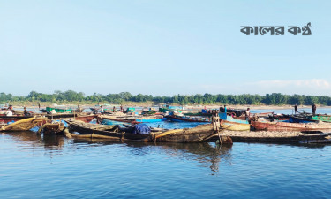 ধোপাজান চলতি নদী থেকে ১৩ কোটি টাকার মালামাল জব্দ, আটক ৪