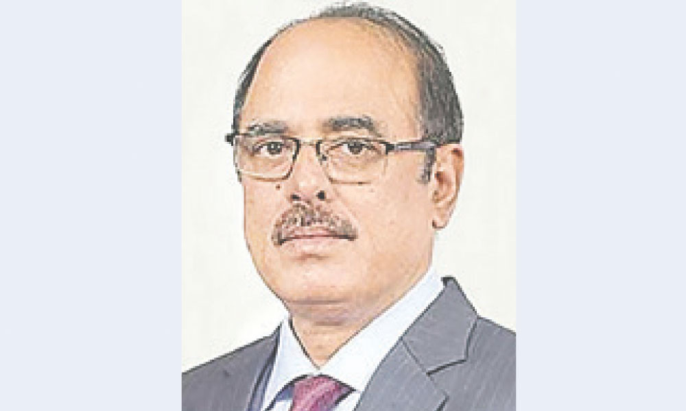 দুদক চেয়ারম্যান ও দুই কমিশনারের পদত্যাগ