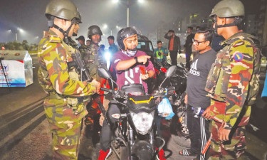 সড়কে শৃঙ্খলা ফেরানোর উদ্যোগ