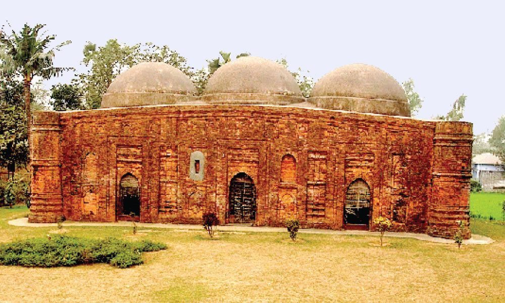 মোগল স্থাপত্যের অনন্য নিদর্শন প্রাচীন খেরুয়া মসজিদ