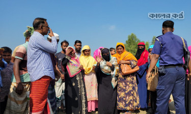 পাবনায় মানসিক ভারসাম্যহীন যুবককে গলা কেটে হত্যা!