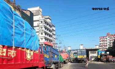 ২৭ ঘণ্টা ধরে মহাসড়কে শ্রমিকদের অবরোধ, যানজটে স্থবির গাজীপুর