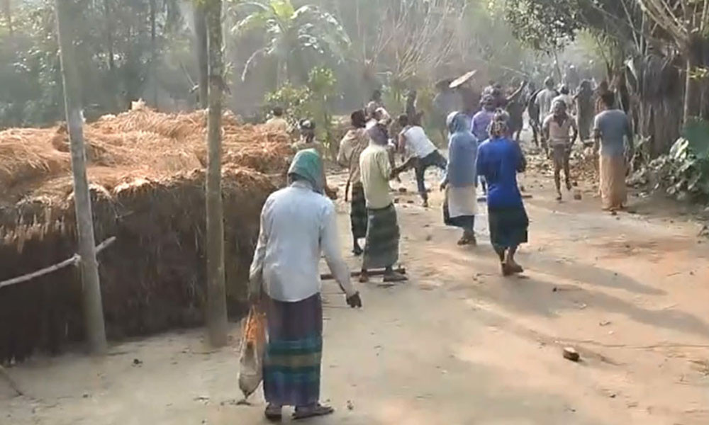 শৈলকুপায় ২ গ্রুপের সংঘর্ষে আহত ২৫