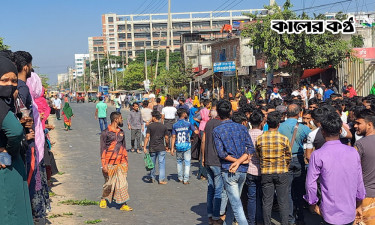 গাজীপুরে ফের শ্রমিকদের মহাসড়ক অবরোধ, উভয় দিকে যান চলাচল বন্ধ