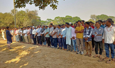 জাবিতে অটোরিকশার ধাক্কায় নিহত ছাত্রীর গায়েবানা জানাজা