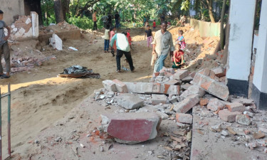 জেলা পরিষদের জায়গায় আ. লীগের কার্যালয়, উচ্ছেদ করল প্রশাসন