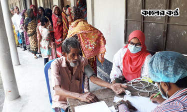 ঘিওরে ৫ শতাধিক মানুষকে বিনা মূল্যে চিকিৎসাসেবা দিল বসুন্ধরা ফাউন্ডেশন