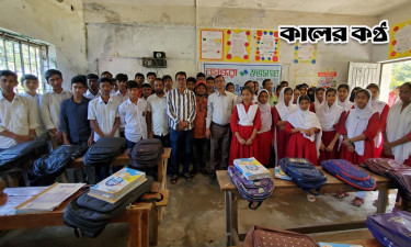 গলাচিপায় বয়ঃসন্ধিকাল নিয়ে বসুন্ধরা শুভসংঘের কর্মশালা