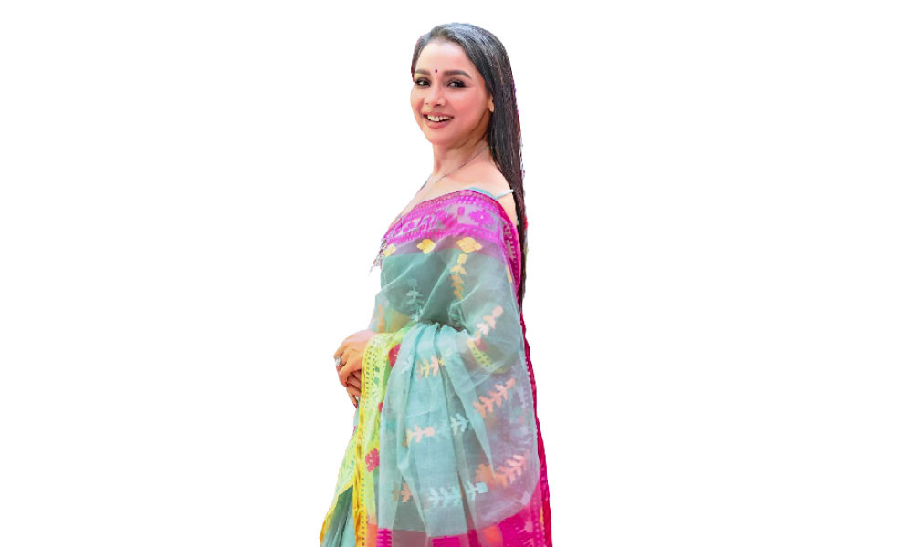 আদতে অভিনয় আমার ভালোবাসা তারপর পেশা