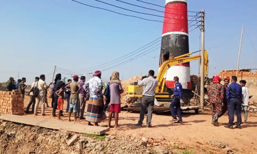 সরাইলে ইটভাটা গুঁড়িয়ে দিল প্রশাসন