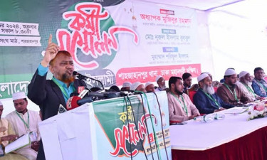 ‘সরকারের দায়িত্ব আওয়ামী লীগের লোকজনকে প্রশাসন থেকে বিতাড়িত করা’