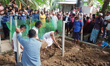 দাফনের ৪ মাস পর কৃষকের লাশ উত্তোলন