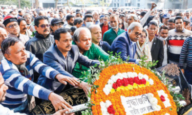 মরণোত্তর রাষ্ট্রীয় পদক দেওয়ার ইঙ্গিত সংস্কৃতি উপদেষ্টার