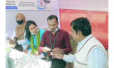 মানিকগঞ্জে বসুন্ধরা ফাউন্ডেশনের ফ্রি মেডিক্যাল ক্যাম্প