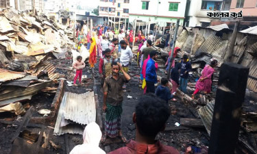 গাজীপুরের কোনাবাড়ীতে আগুনে পুড়ল তিন বাড়ির ৫৭টি কক্ষ