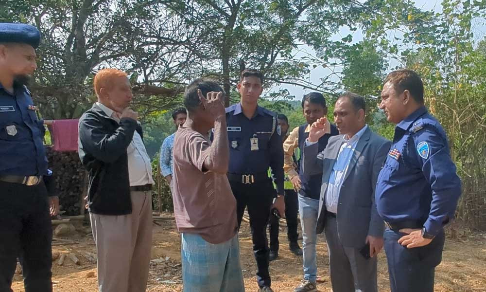 বান্দরবানে ১৭ পরিবারের বাড়িঘর পোড়ানোর ঘটনায় তদন্ত ও ক্ষতিপূরণ দাবি