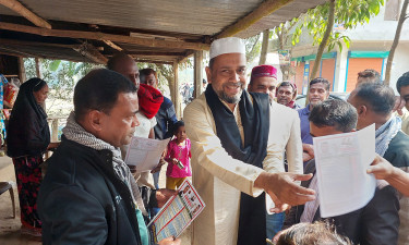 মির্জাপুরে তারেক রহমানের ৩১ দফার লিফলেট বিতরণ