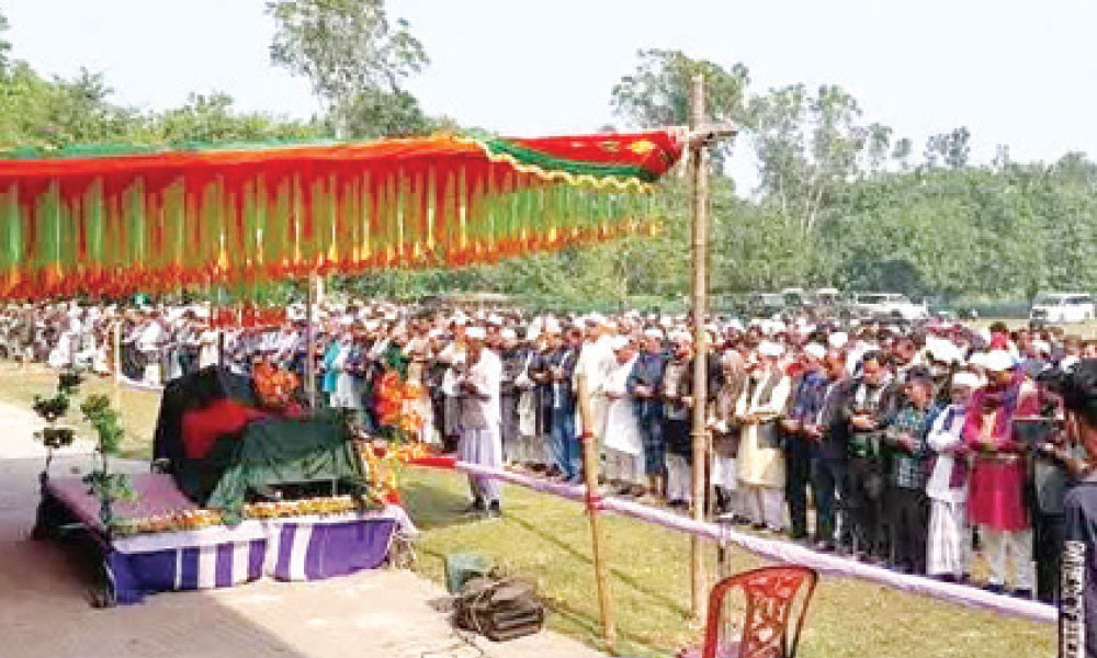 শ্রদ্ধায় বীরপ্রতীক আজাদ আলীর চিরবিদায়