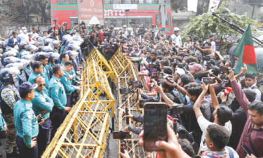 স্বরাষ্ট্র উপদেষ্টার পদত্যাগসহ চার দাবি ইনকিলাব মঞ্চের