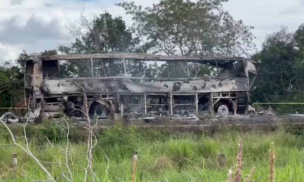 মেক্সিকোতে বাস-ট্রাকের সংঘর্ষ, নিহত বহু