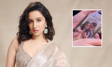 শ্রদ্ধার ফোন থেকে প্রেমিকের ঘনিষ্ঠ ছবি ফাঁস!