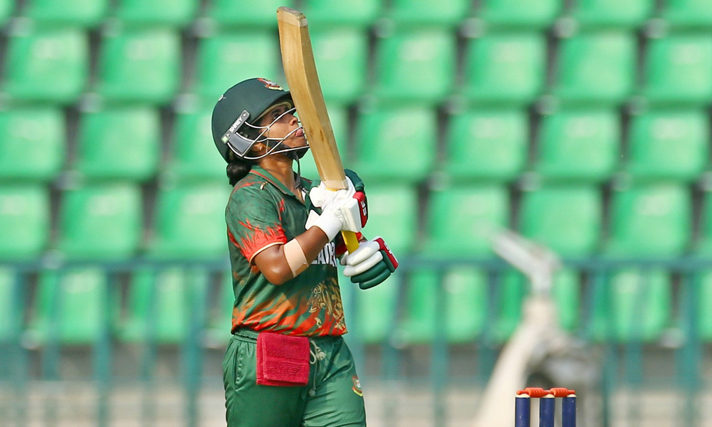 দুর্দান্ত শুরুর পরেও ২২৭ রানেই থামল বাংলাদেশ