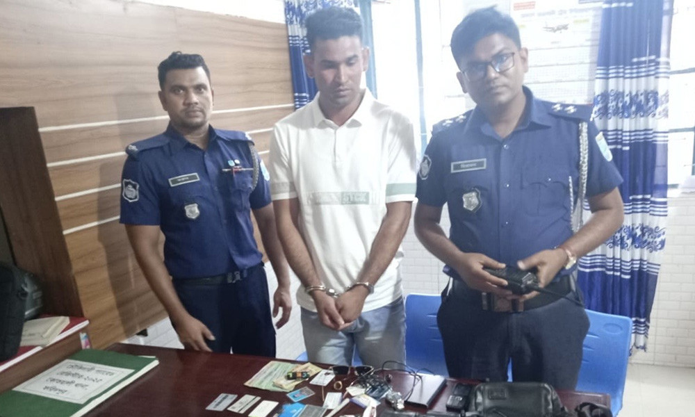 ফরিদপুরে তরুণীর সঙ্গে ভুয়া মেজরের প্রতারণা, অতঃপর...
