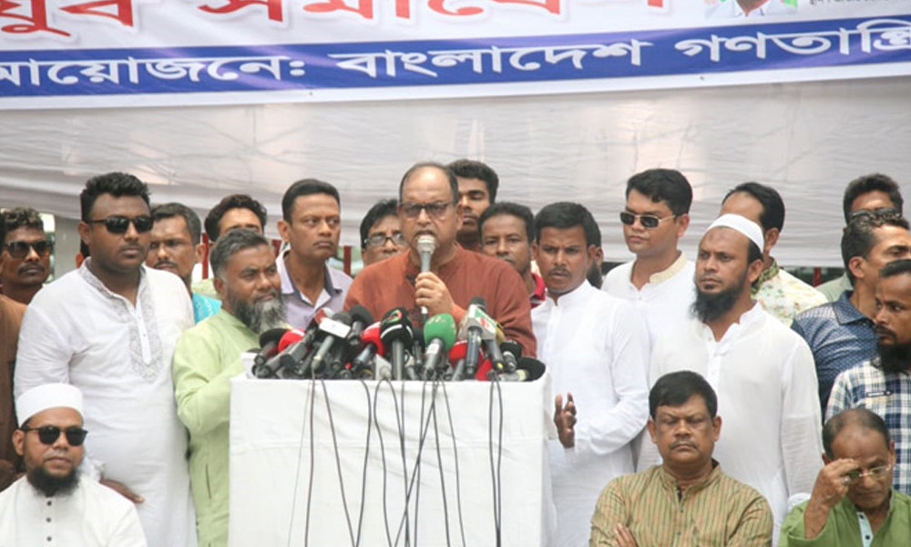 ফ্যাসিবাদ তাড়ানো বাংলাদেশের মানুষের ওয়ান-টুর ব্যাপার : দুদু