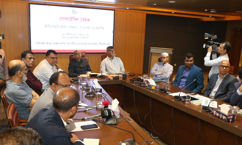 ‘জুনের মধ্যে টেলিযোগাযোগ খাতের নেটওয়ার্ক ও লাইসেন্সিং কাঠামো প্রস্তুত হবে’