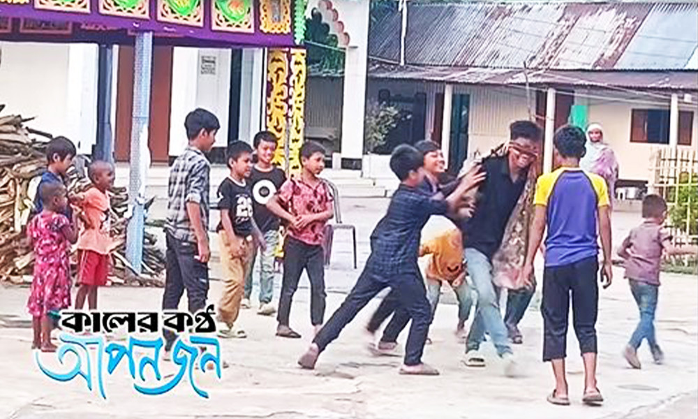 বাবার আদর কেমন হয় জানে না তারা!
