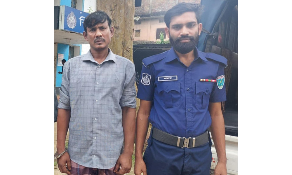 সিলেটে ভাঙচুর মামলার পলাতক আসামি আ. লীগ নেতা গ্রেপ্তার