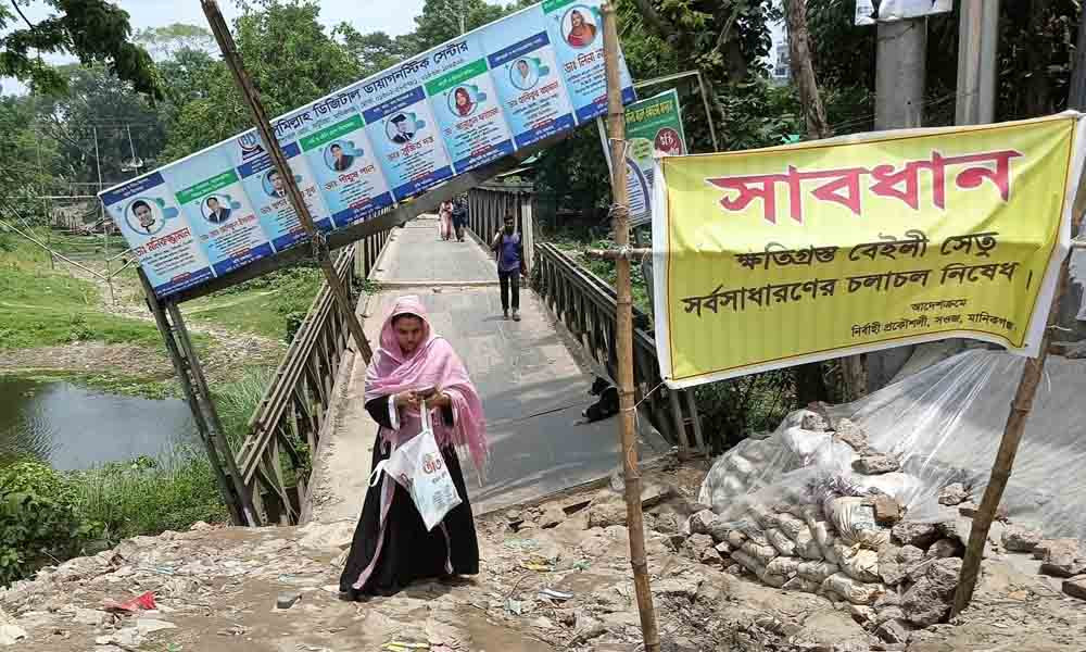 বিকল্প সেতুর বেহাল অবস্থা, যেকোনো সময় বড় দুর্ঘটনার শঙ্কা