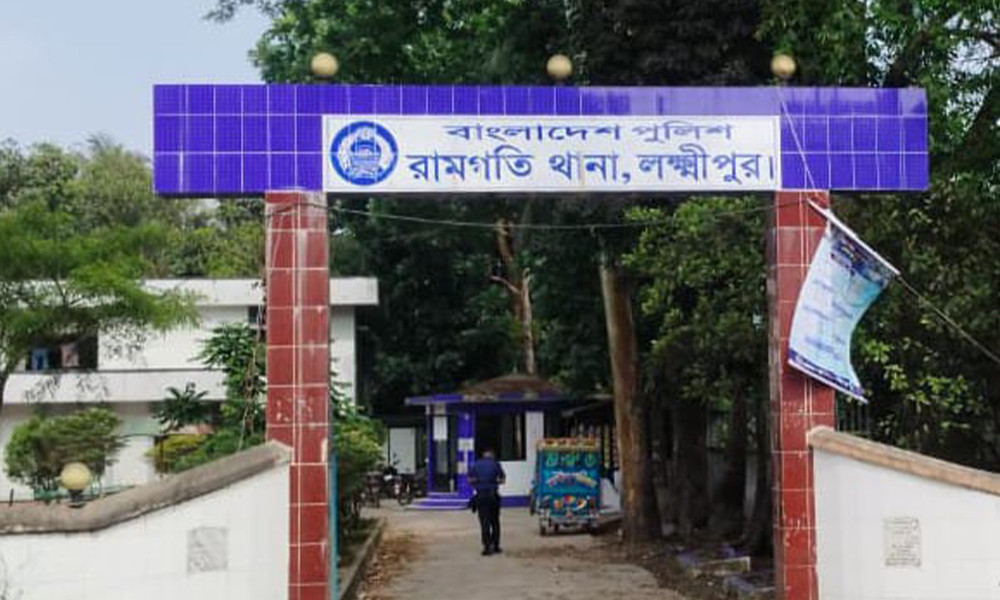 কলেজছাত্রীকে শ্লীলতাহানির প্রতিবাদ করায় হামলা, আহত ৫