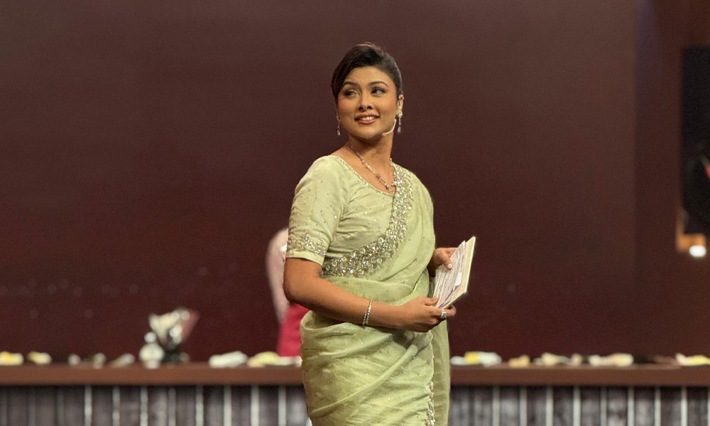 অবশেষে ফিরলেন টয়া
