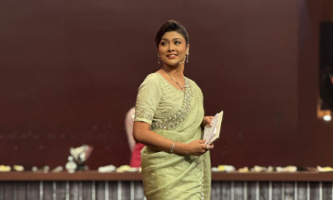 অবশেষে ফিরলেন টয়া