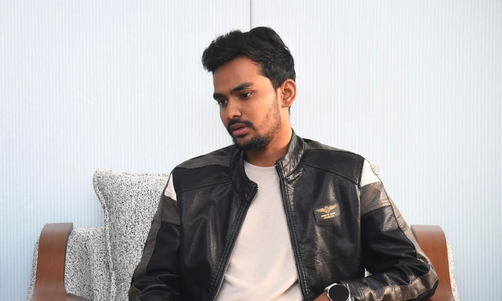 রাজনৈতিক দলে যোগ দেওয়া নিয়ে আসিফ মাহমুদের পোস্ট