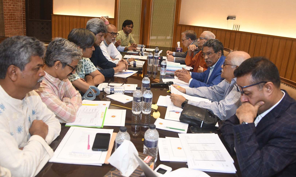 শুধু সংস্কার প্রতিবেদন বাস্তবায়ন নয়, গণতান্ত্রিক রাষ্ট্রকাঠামোর তাগিদ আলী রীয়াজের