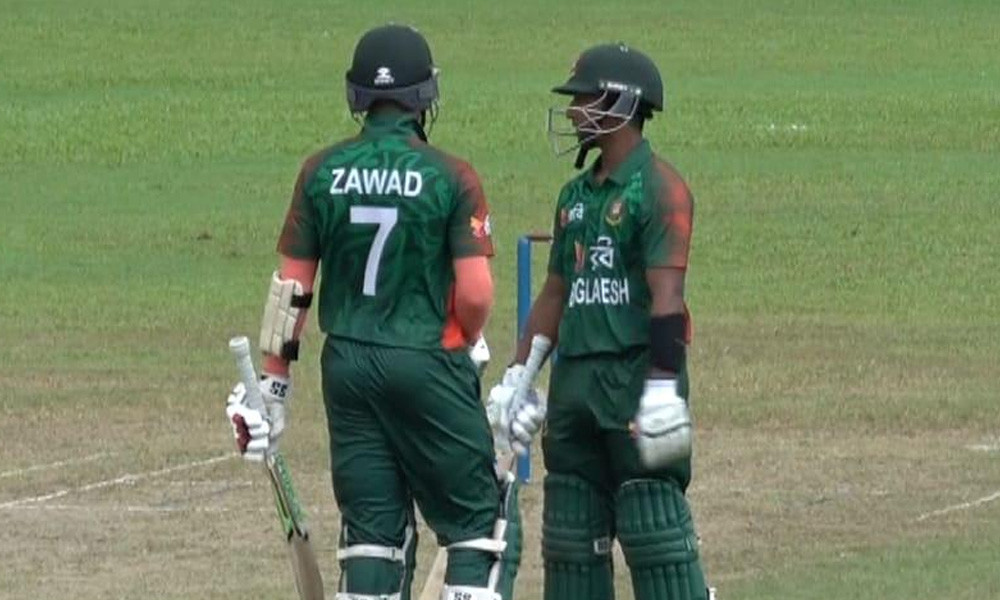 ফাহাদের বিধ্বংসী বোলিংয়ের পর জাওয়াদের সেঞ্চুরিতে সমতায় বাংলাদেশ