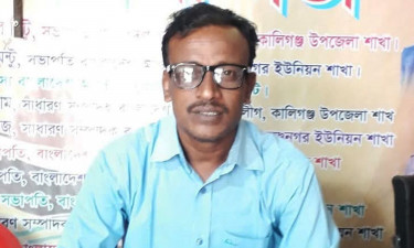 ইউপি সদস্যকে পিটিয়ে ও কুপিয়ে হাত-পা ভেঙে দিল স্থানীয়রা
